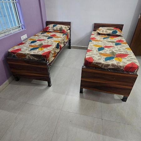 V2 Rooms Bangalore Exteriör bild