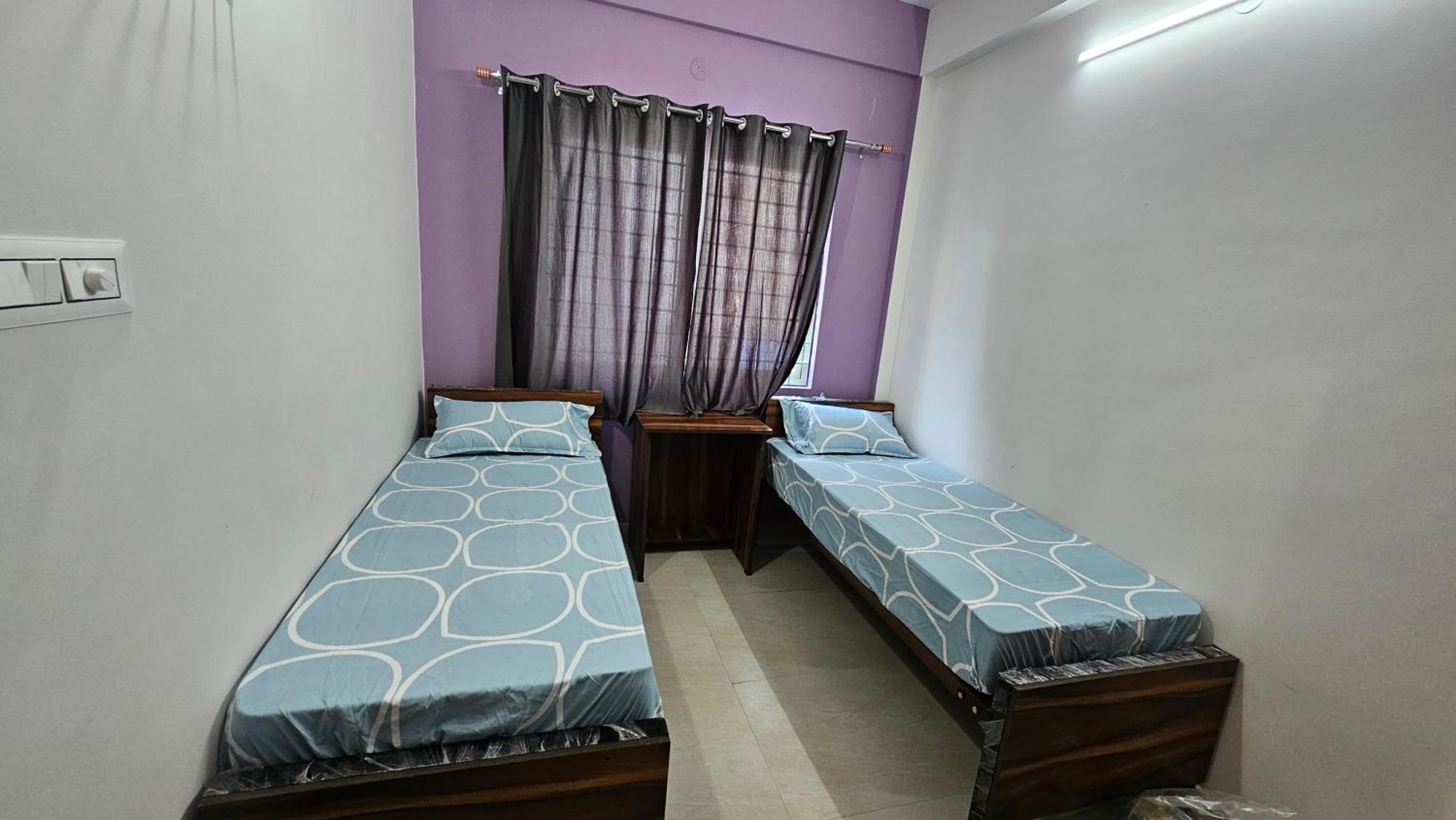 V2 Rooms Bangalore Exteriör bild